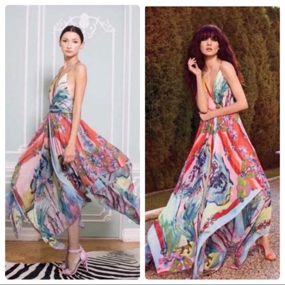 Alice + Olivia Dresses & Skirts - ALICE + OLIVIA Orly Handkerchief Dress